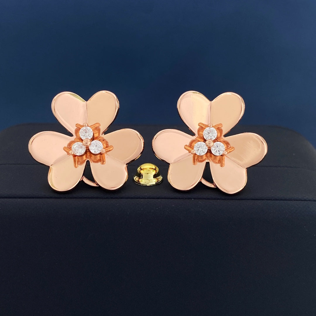 Van Cleef & Arpels Frivole Large Flower Earrings