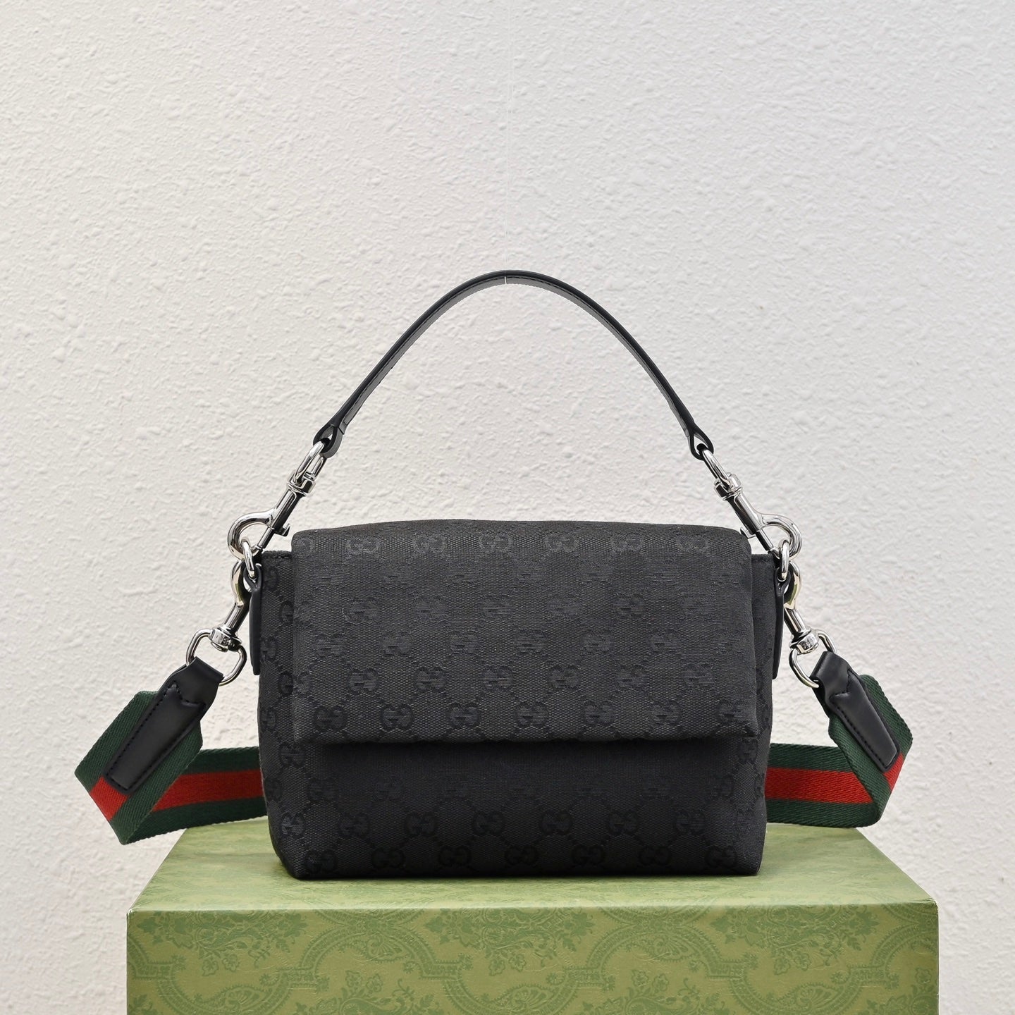 Gucci GG Canvas Small Top Handle Crossbody Bag – 821617