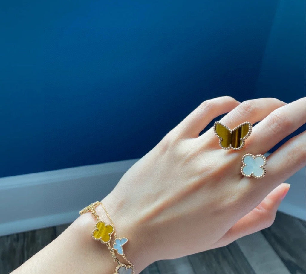 Van Cleef & Arpels Lucky Alhambra Inspired Between The Finger Ring