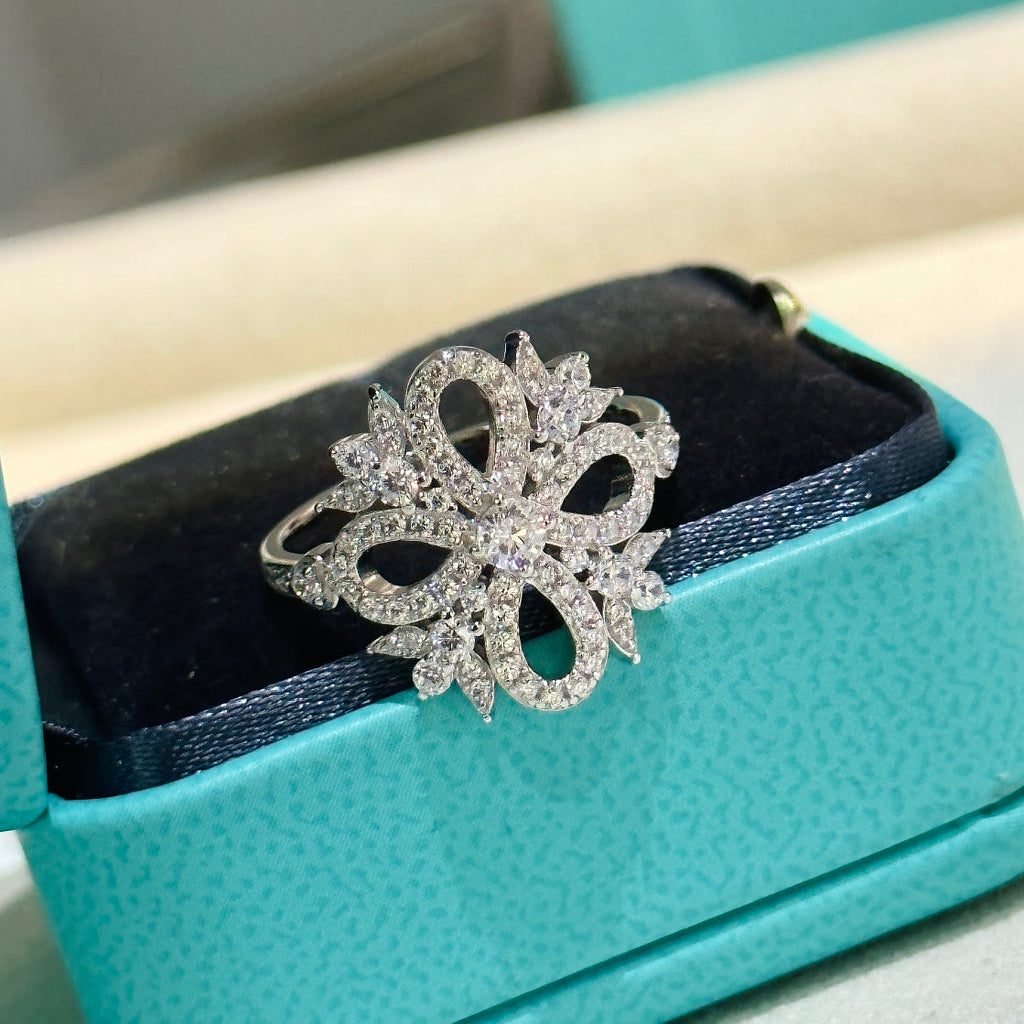 Van Cleef & Arpels Vintage Floral Ring