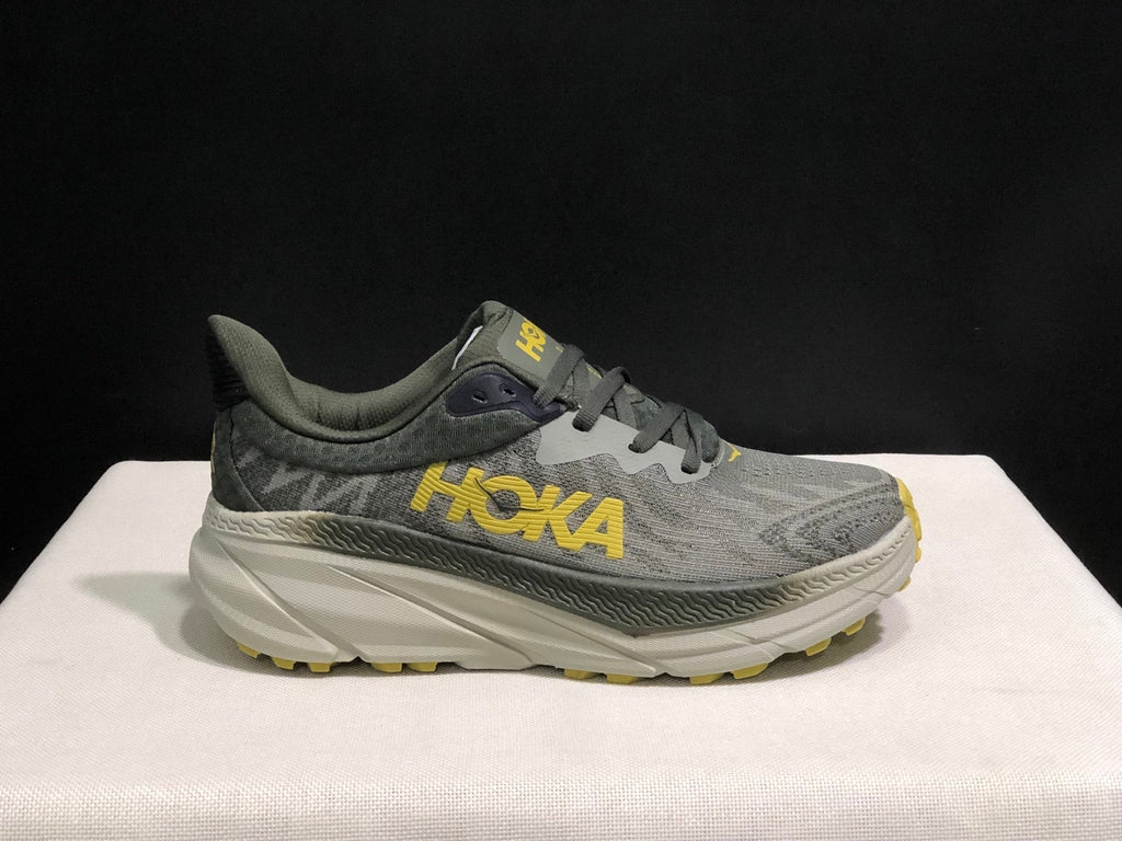 HOKA ONE ONE Challenger 7
