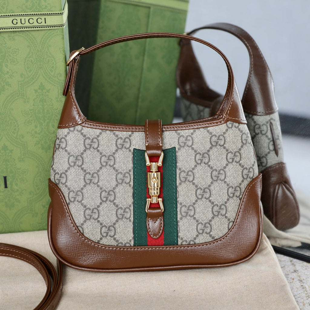 Gucci Jackie 1961 GG Canvas Shoulder Bag-637092