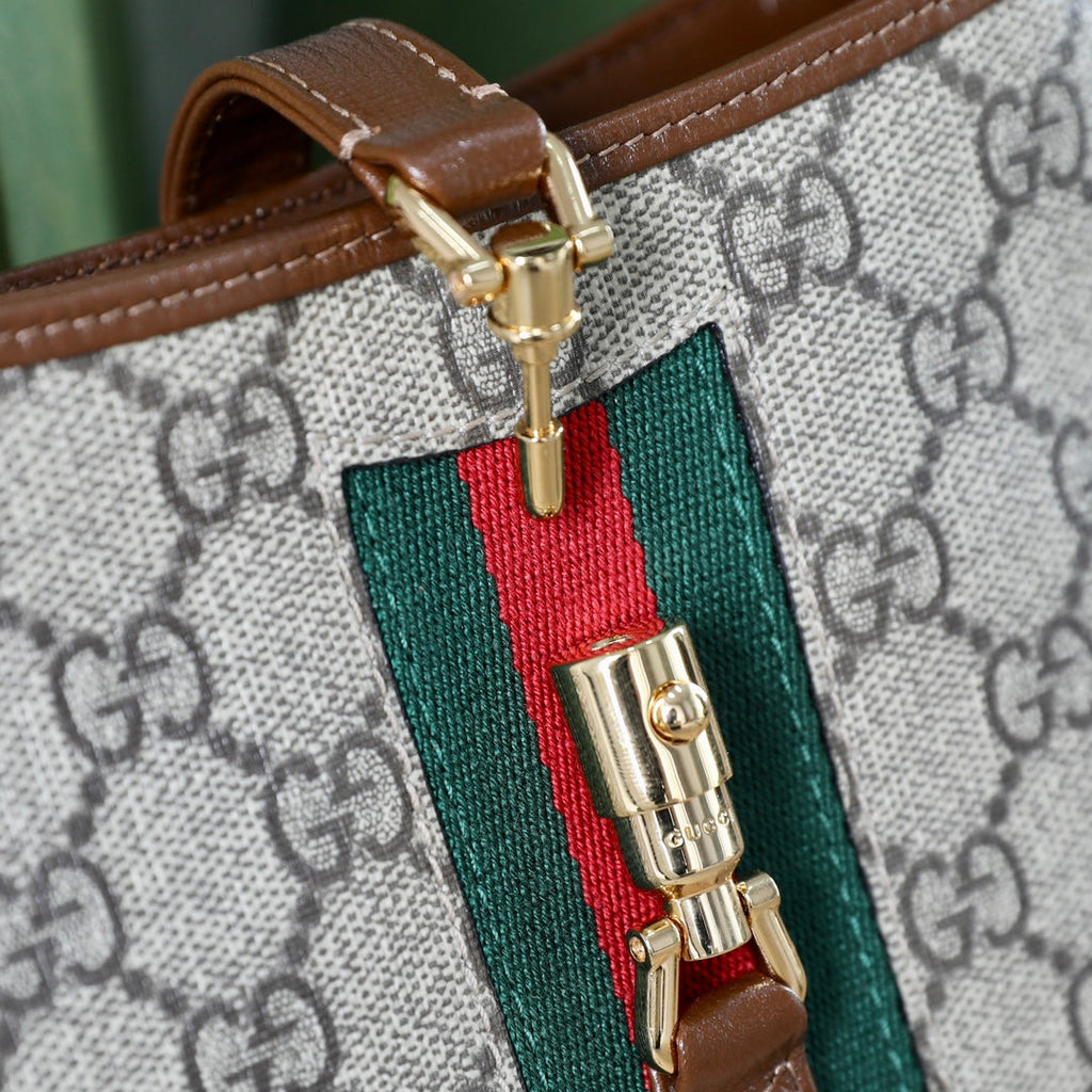 Gucci Jackie 1961 GG Canvas Shoulder Bag-637092