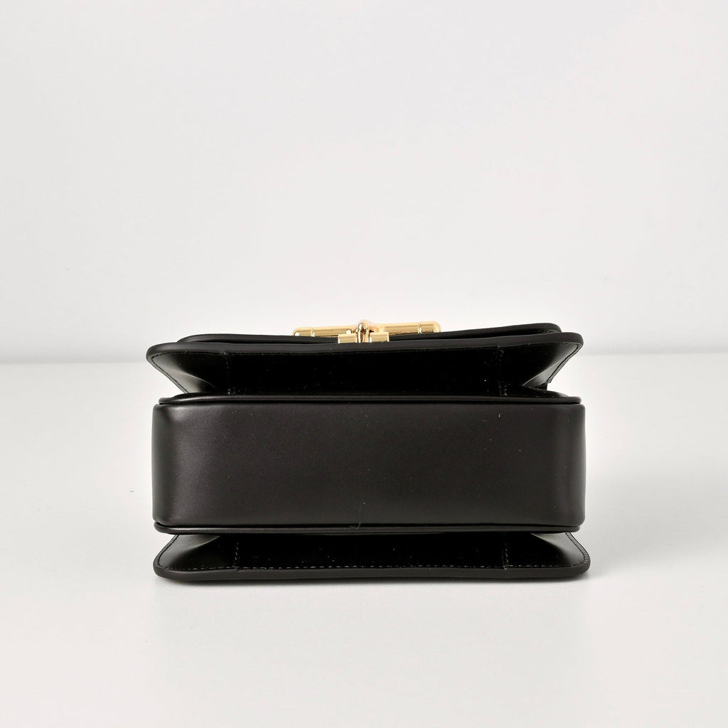 Gucci Sienna Top Handle Shoulder Bag – 855536