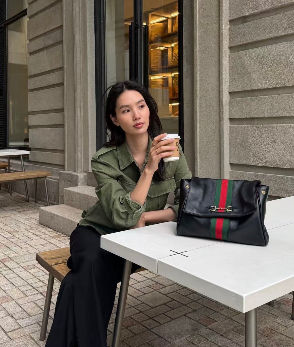 Gucci GG Paparazzo Medium Handbag – 875018