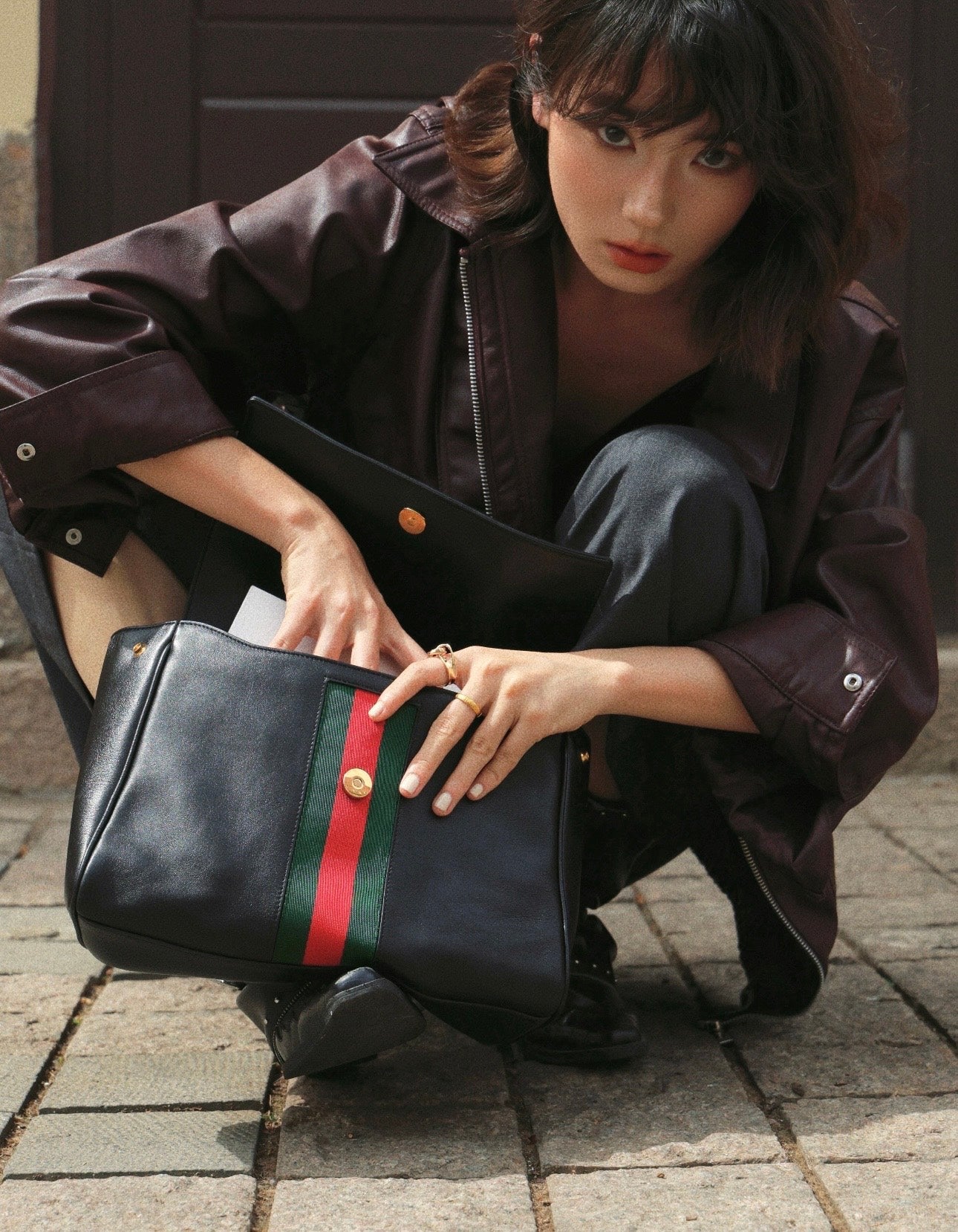 Gucci GG Paparazzo Medium Handbag – 875018