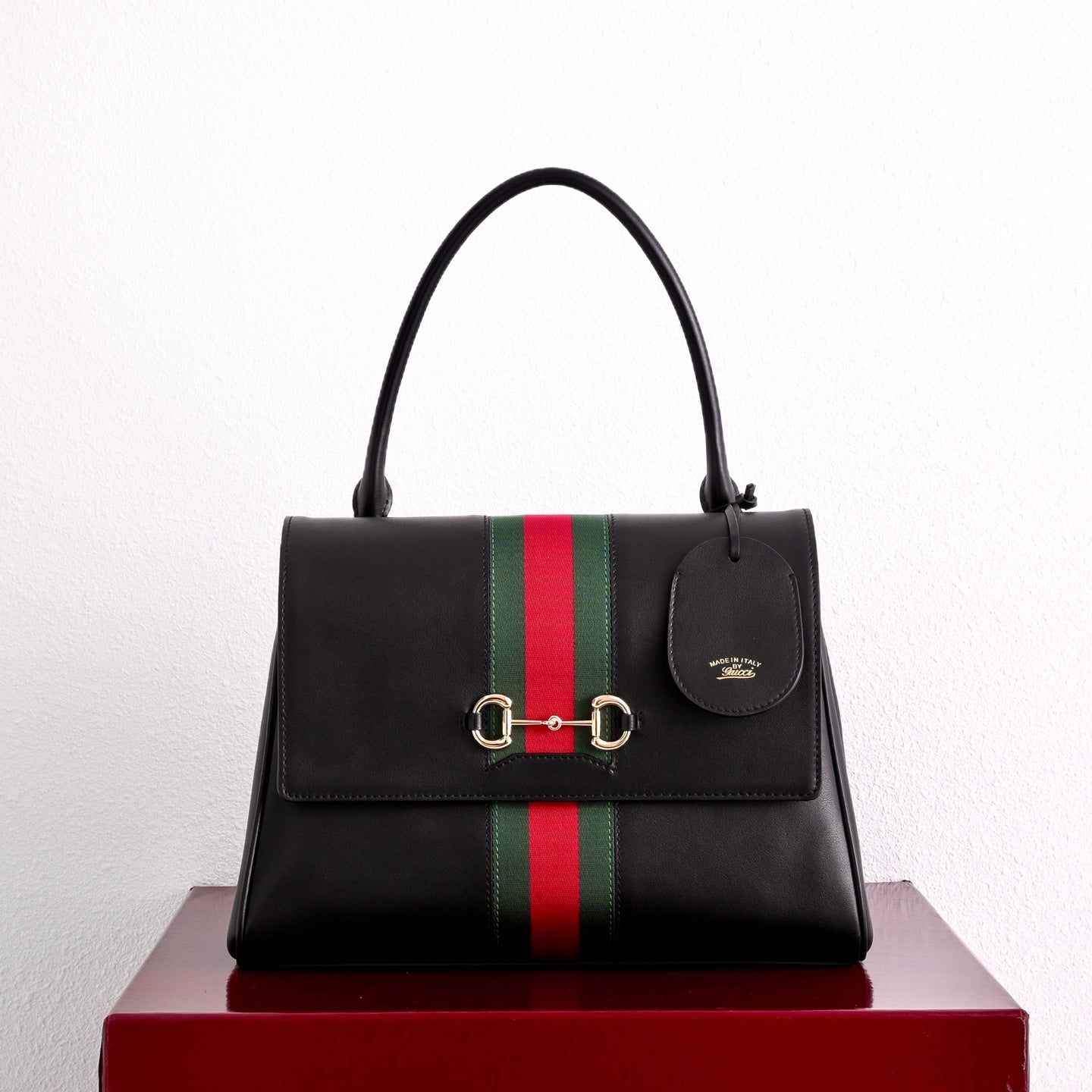 Gucci GG Paparazzo Medium Handbag – 875018