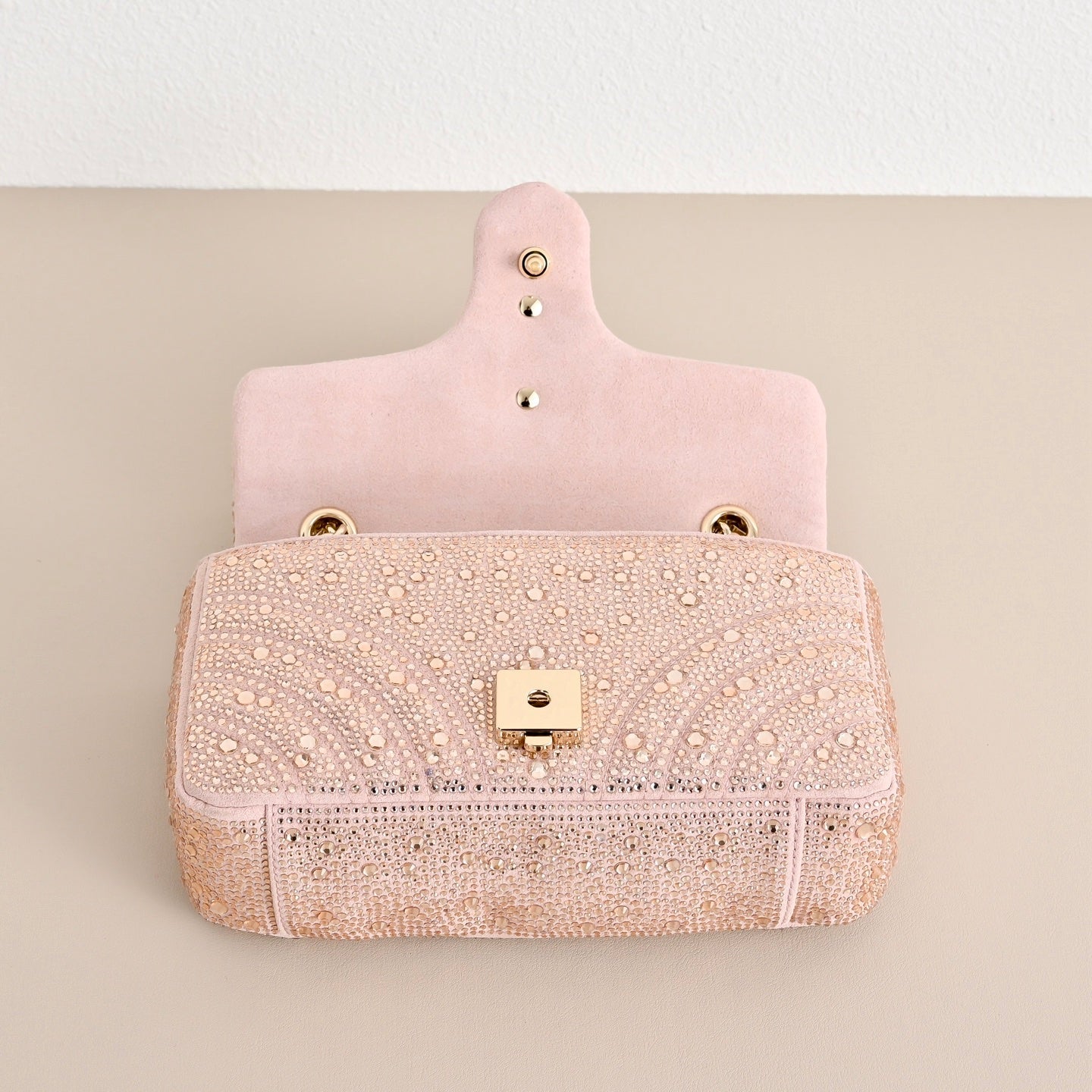 Gucci GG Marmont Crystal Shoulder Bag – 837280