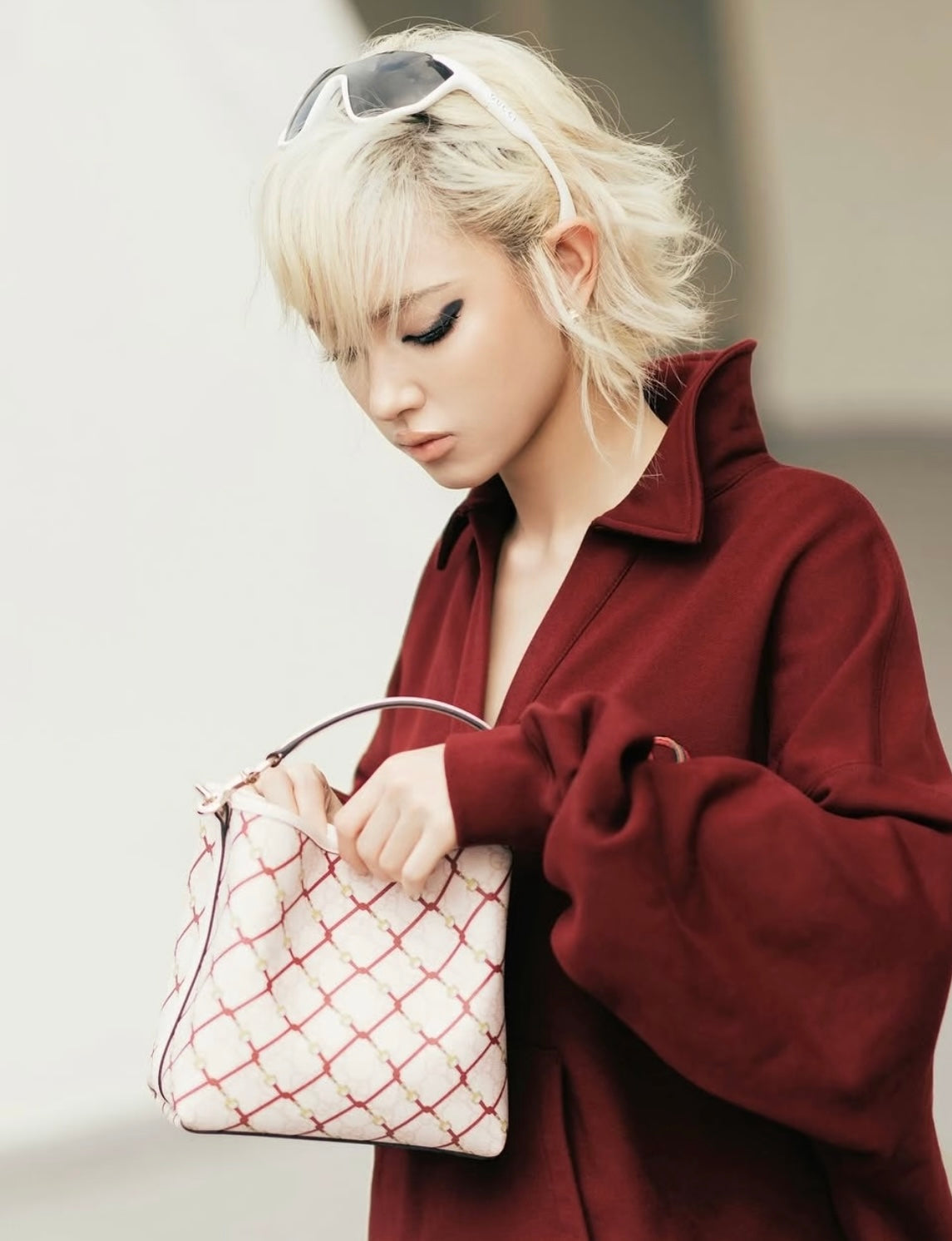 Gucci GG Emblem Bucket Bag – 815118