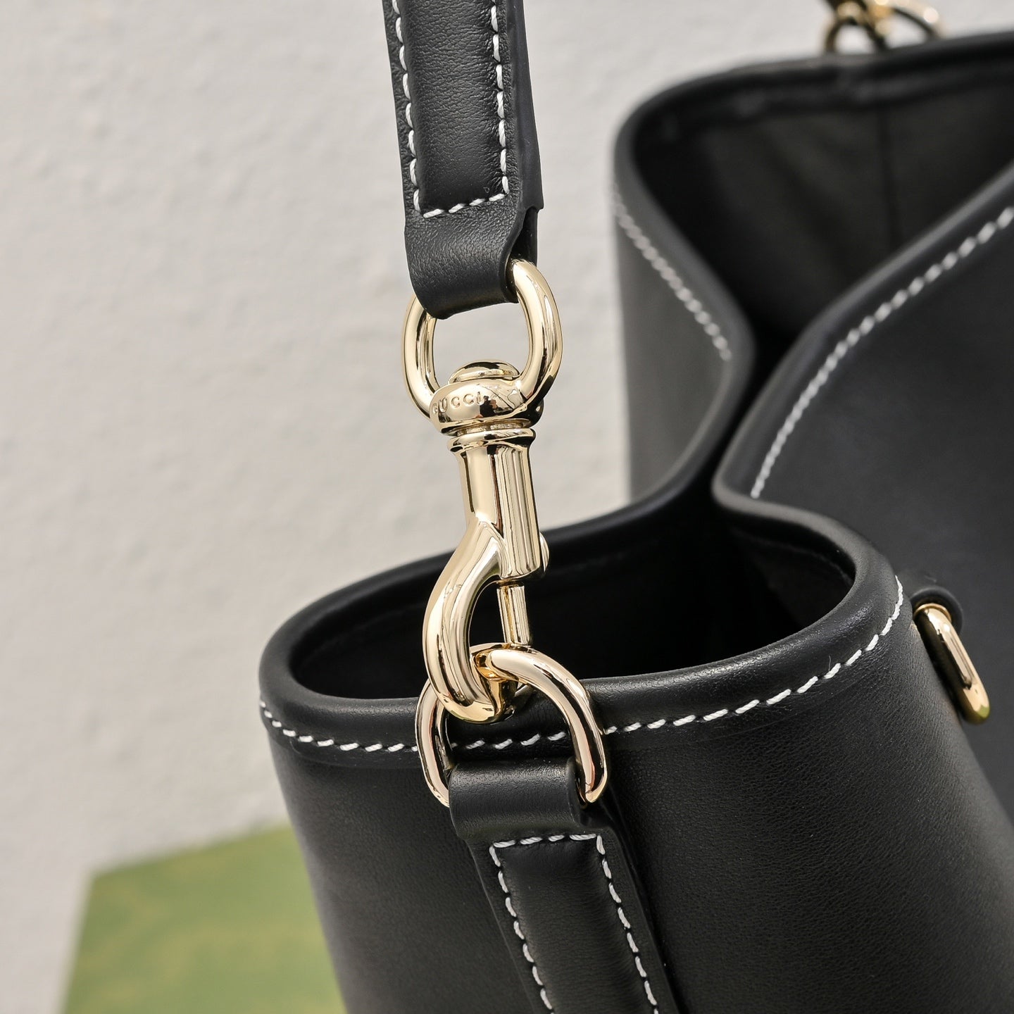 Gucci GG Emblem Bucket Bag – 815118