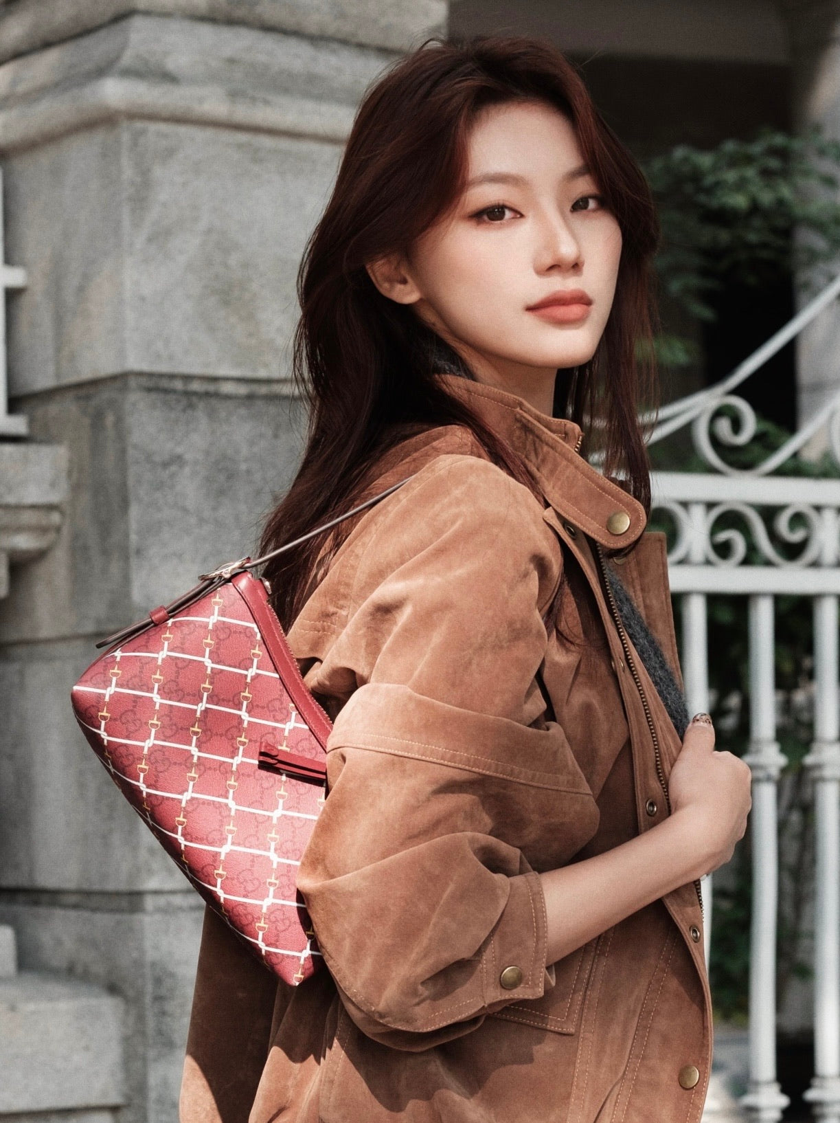 Gucci GG Emblem New Year Limited Shoulder Bag – 847450