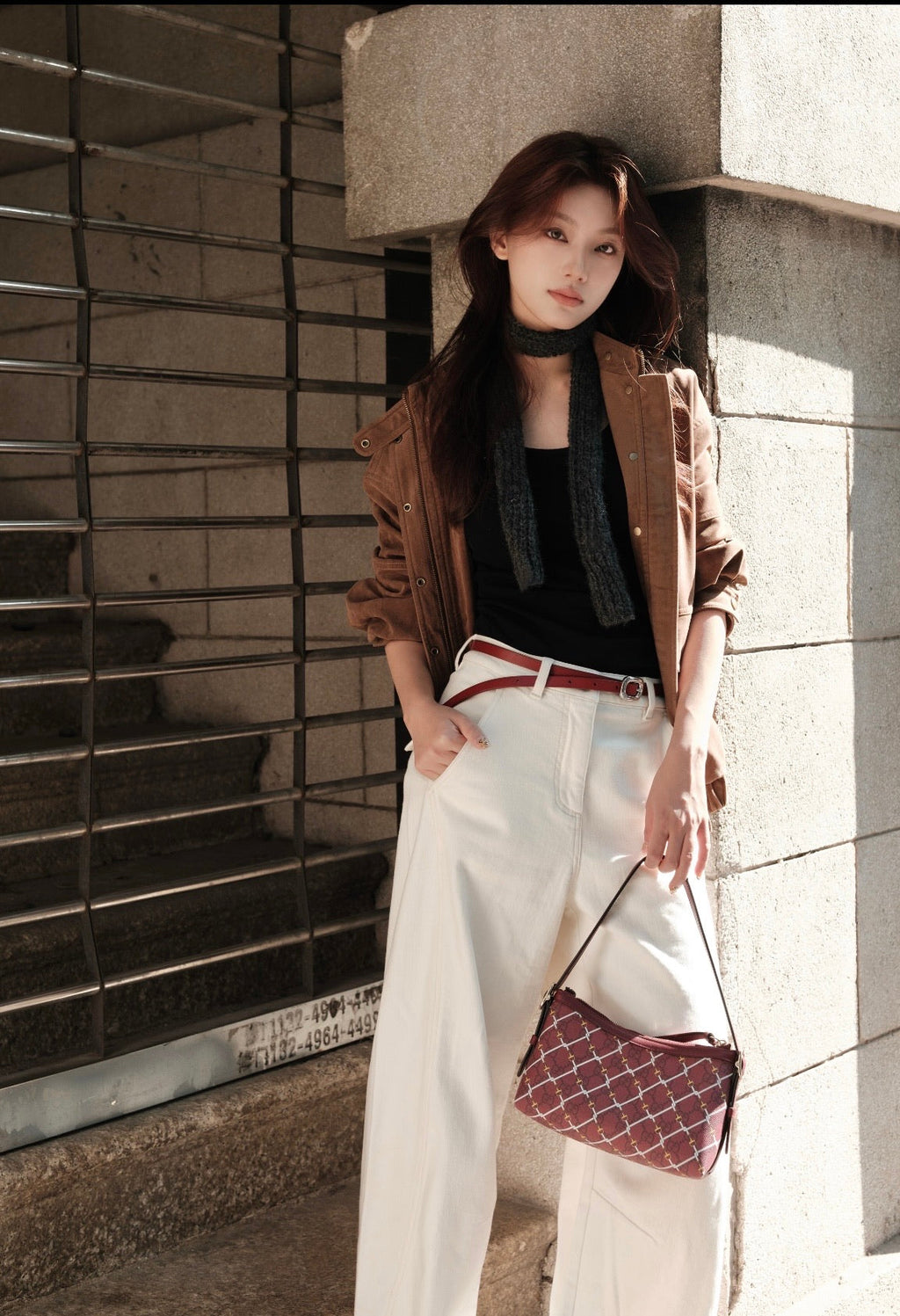 Gucci GG Emblem New Year Limited Shoulder Bag – 847450