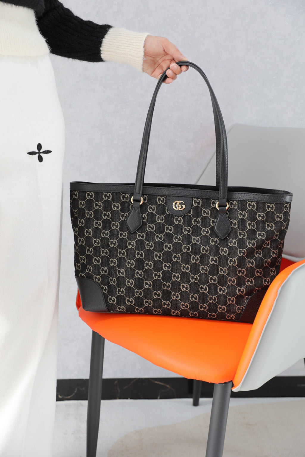 Gucci Jackie 1961 Medium Shoulder Bag – 636706