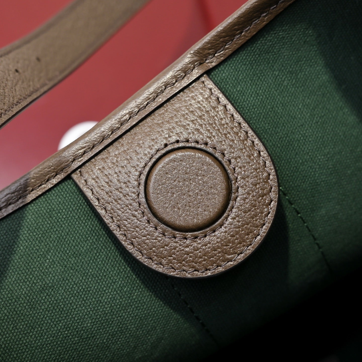 Gucci Ophidia Small Shoulder Bag – 836872