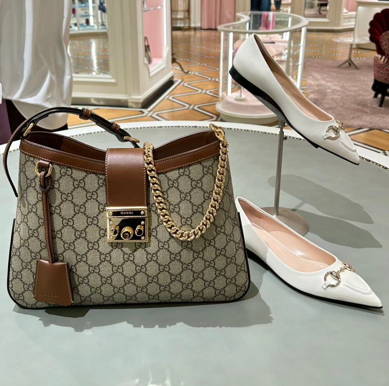 Gucci GG Padlock Shoulder Bag – 795113