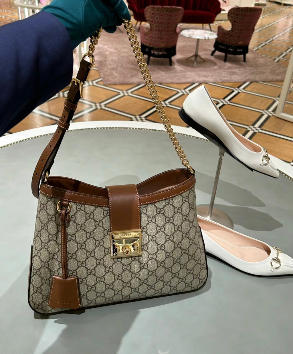 Gucci GG Padlock Shoulder Bag – 795113