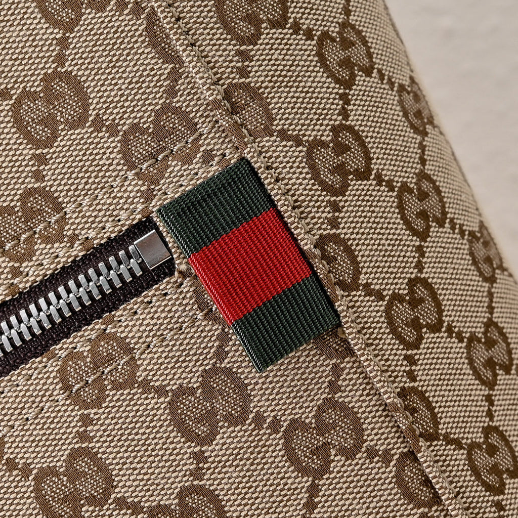 Gucci GG Canvas Medium Tote Bag – 834796