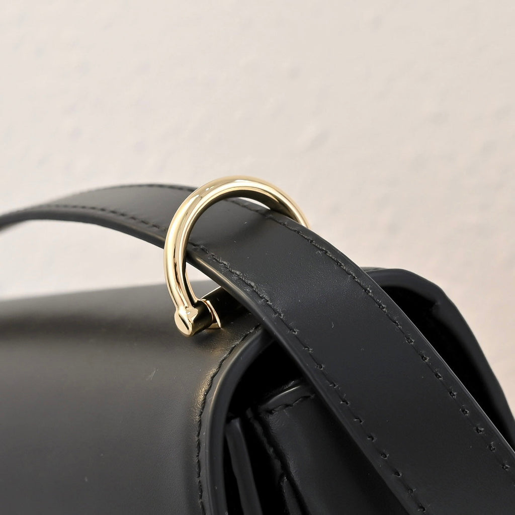 Gucci Sienna Shoulder Bag – 846705