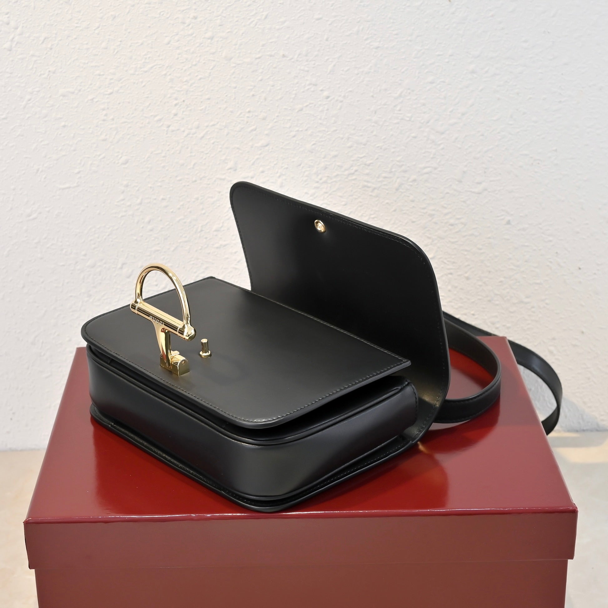 Gucci Sienna Shoulder Bag – 846705