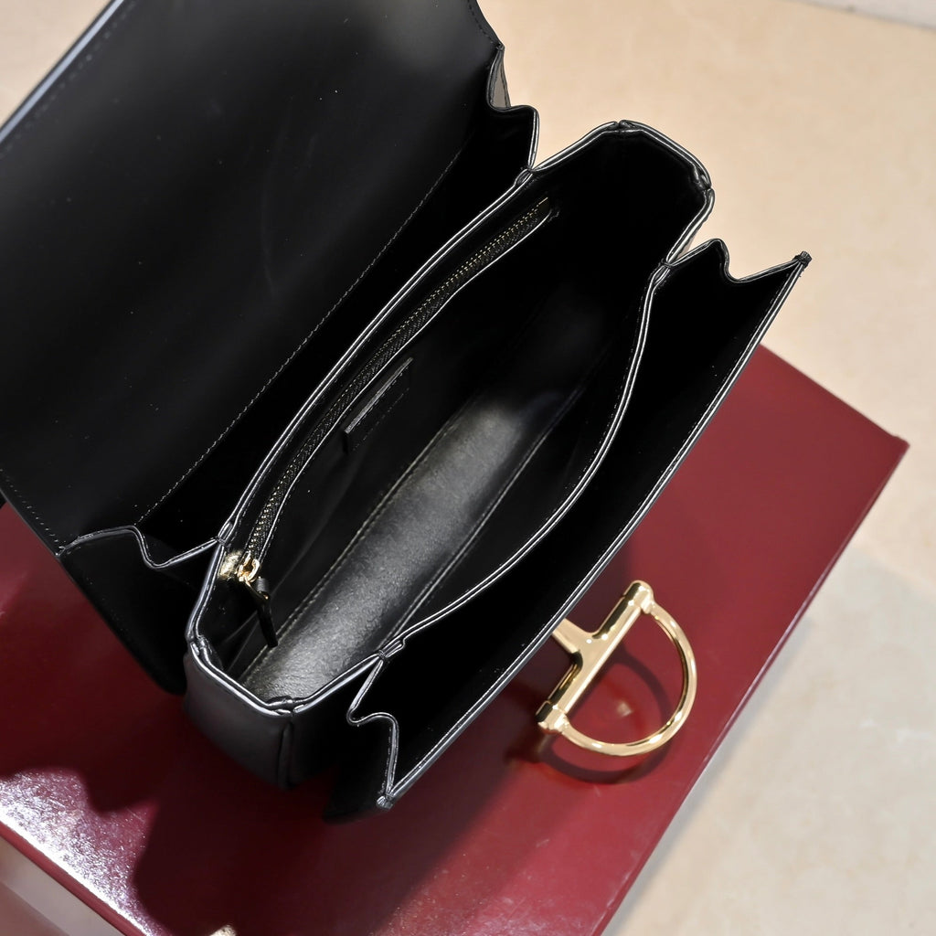 Gucci Sienna Shoulder Bag – 846705